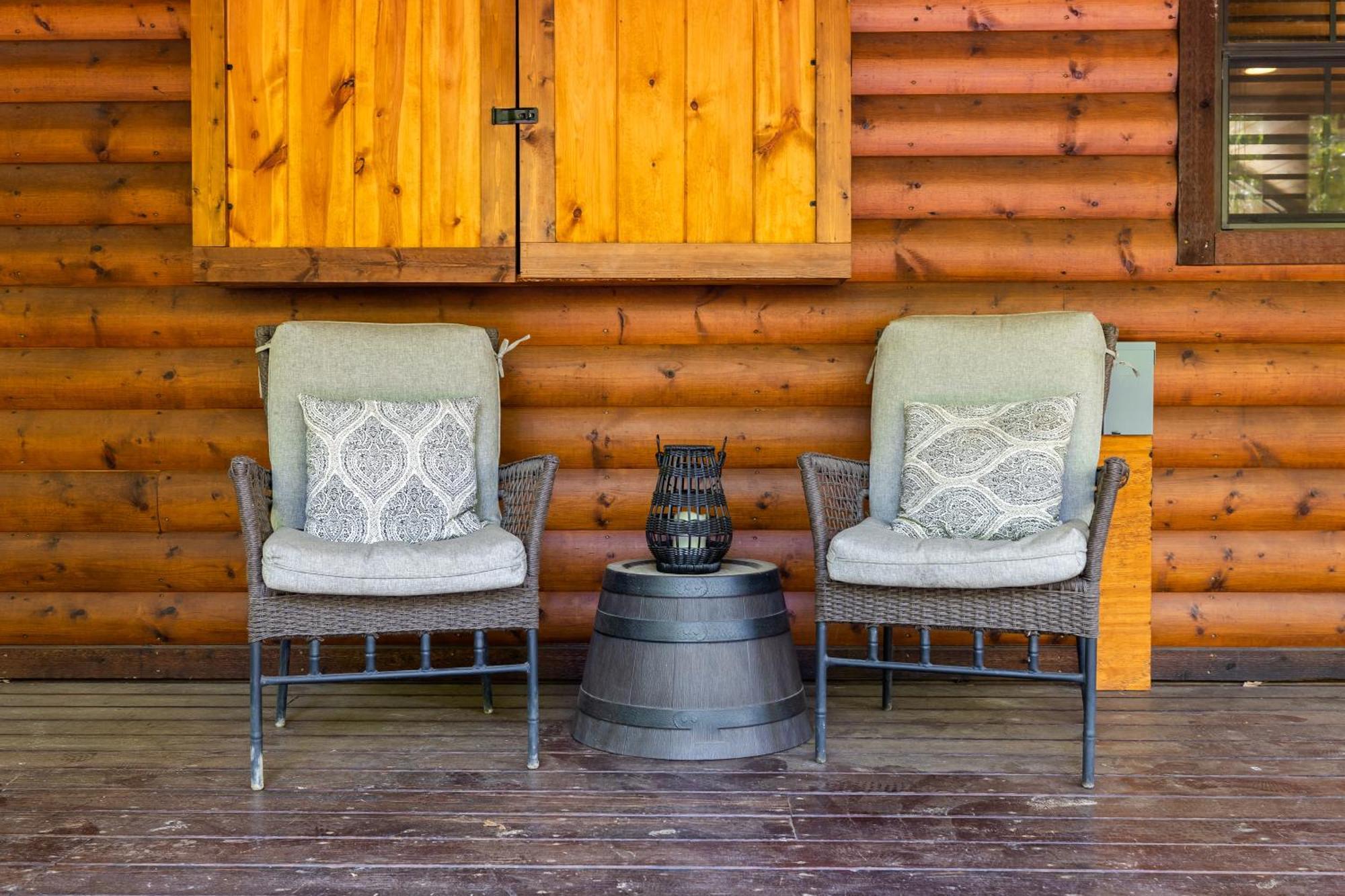 Cross Timbers Cabin On The Grove'S 25-Acres بروكن بو المظهر الخارجي الصورة
